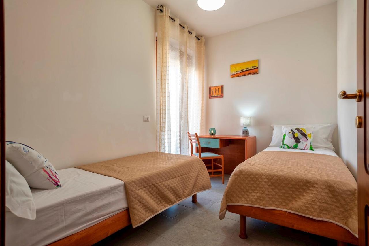 Sardinia Re - Edison 12 Apartment Alghero Bagian luar foto